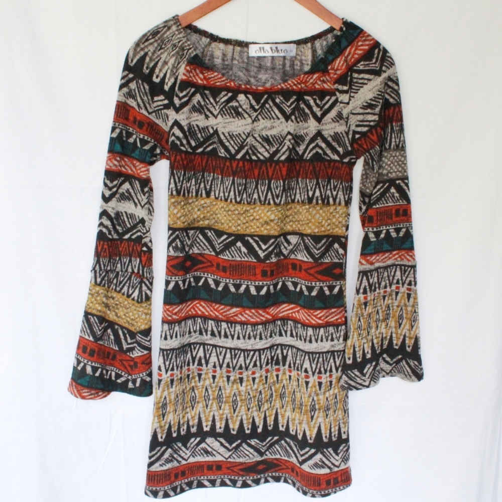 Ella Blue | Patterned Bell Sleeve Dress